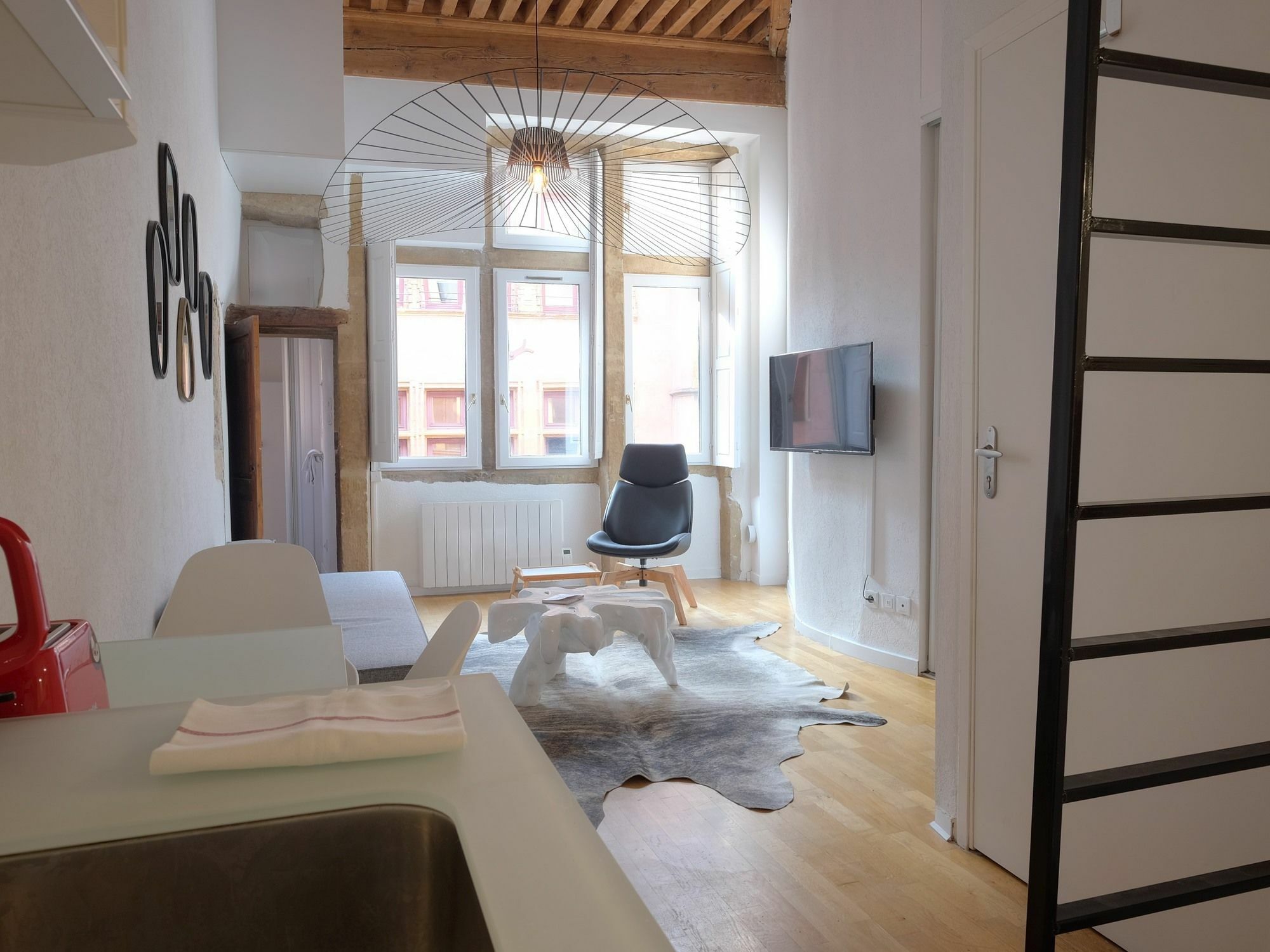 Honore - Hotel Pour Nomades Reveurs - 58 Merciere Lyon Eksteriør bilde